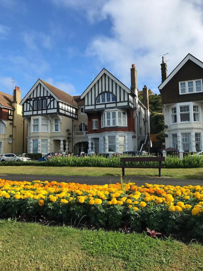 Elegant Spacious Seaside Apartment St Leonards-on-Sea Eksteriør billede